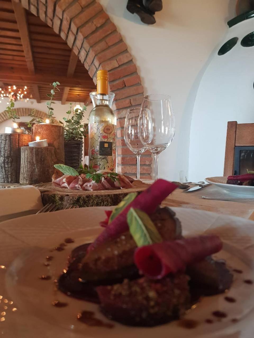 Koczor Winery & Guesthouse Balatonfured Exterior photo